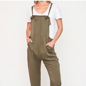 NWOT Hayden Los Angeles Romper/Jumpsuit